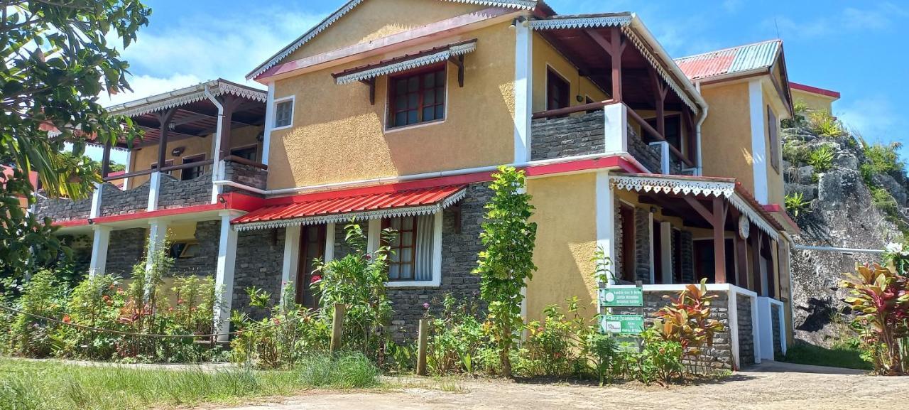Le Tropical Chez Jeannette Bed & Breakfast Saint Gabriel Екстериор снимка