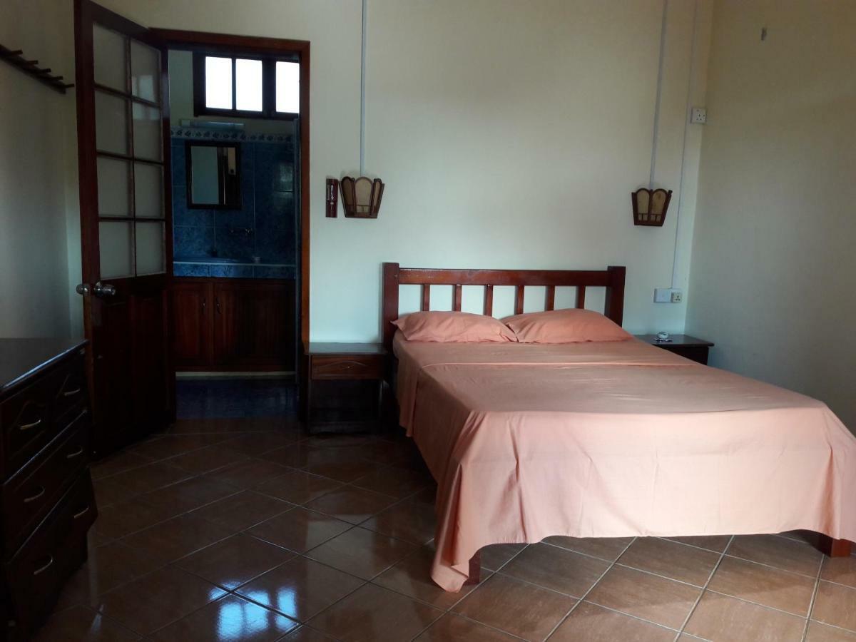 Le Tropical Chez Jeannette Bed & Breakfast Saint Gabriel Екстериор снимка
